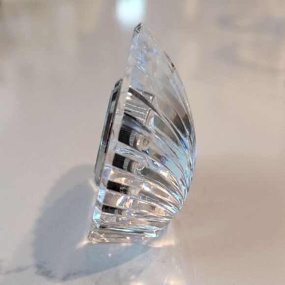 Waterford Crystal Shell Quartz Paperweight Desk Clock - Picture 2 of 6